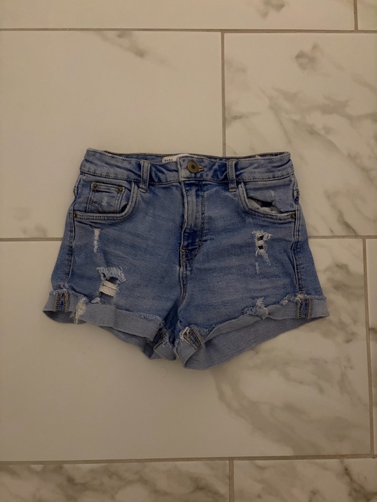 Zara Pants - Zara Light Blue Distressed Rolled-Hem Denim Shorts